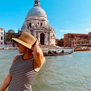 Meet your Posher, Justine